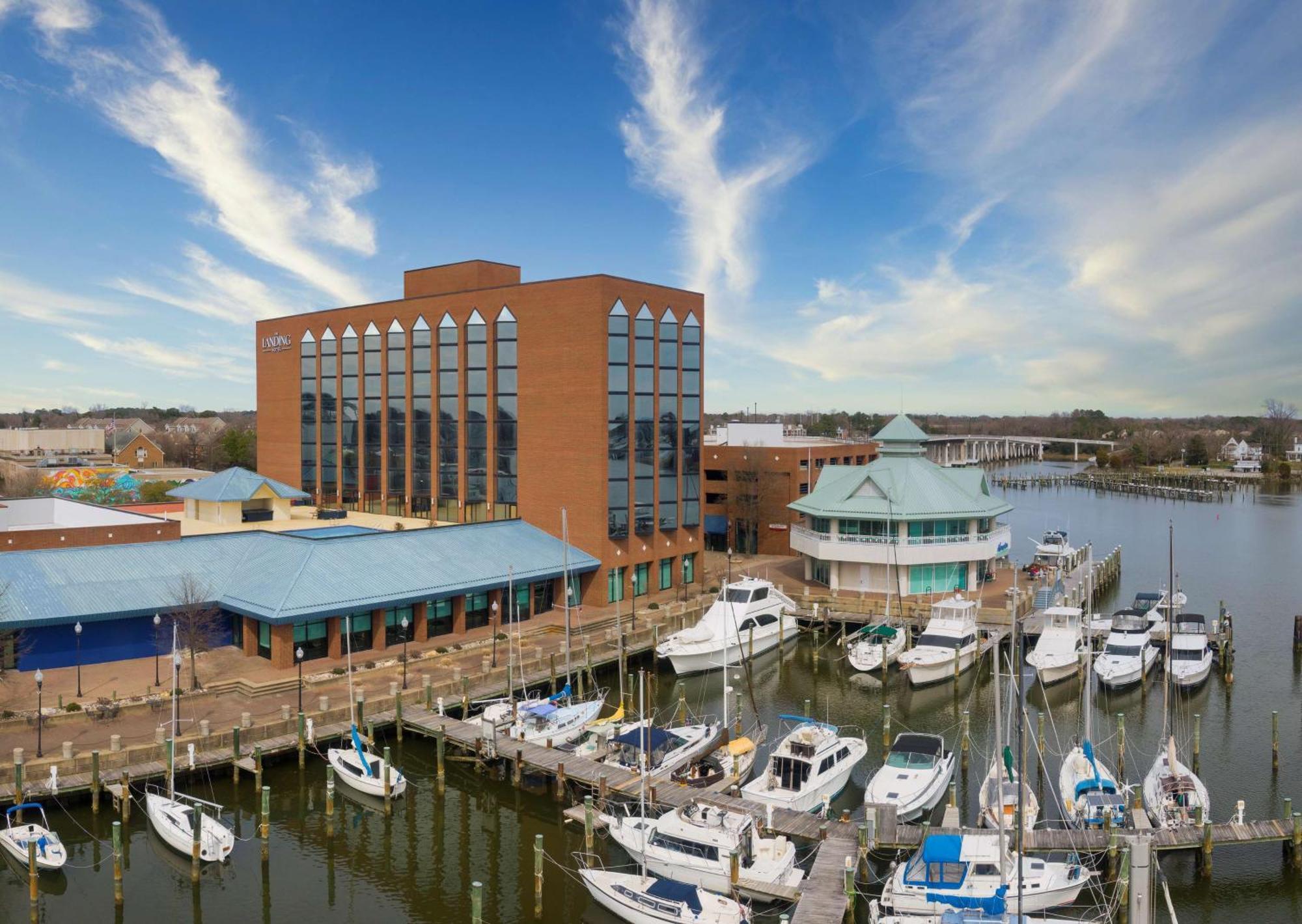 The Landing At Hampton Marina, Tapestry Collection By Hilton Hotel Exterior foto